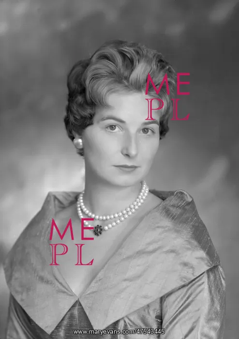  : Prudence Fyfe