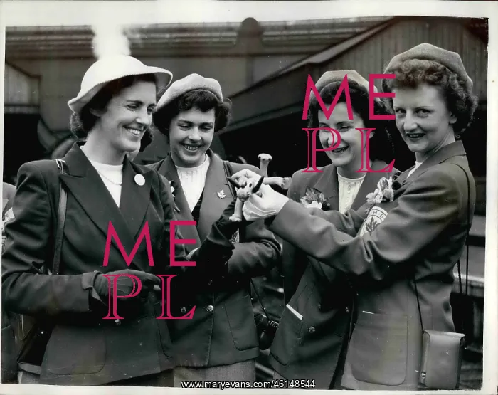 : Prunella Stack with visitors from Canada : Prunella Stack with visitors from Canada
