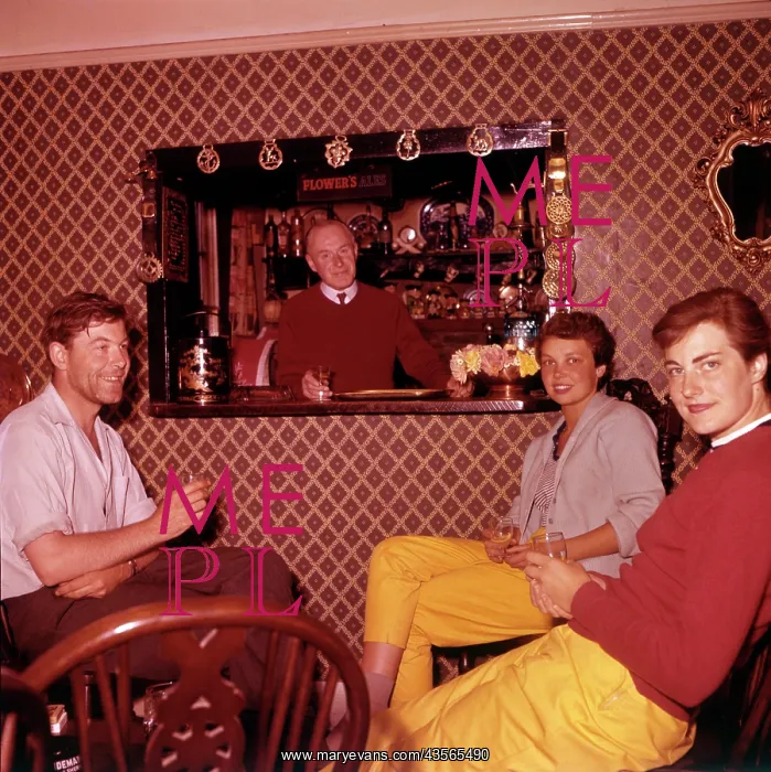 : PUB SCENE 1960S : PUB SCENE 1960S