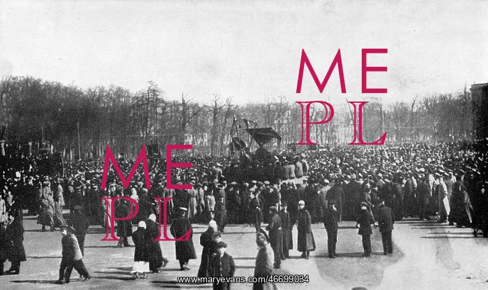 : Public gathering during the Revolution, Russia : Public gathering during the Revolution, Russia