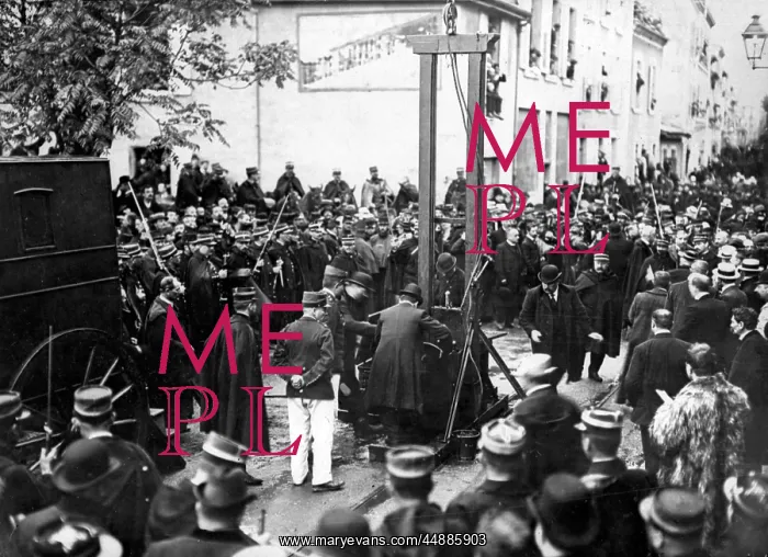 : PUBLIC GUILLOTINE : PUBLIC GUILLOTINE