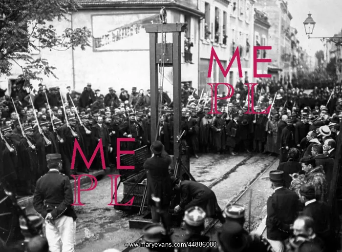 : PUBLIC GUILLOTINE : PUBLIC GUILLOTINE