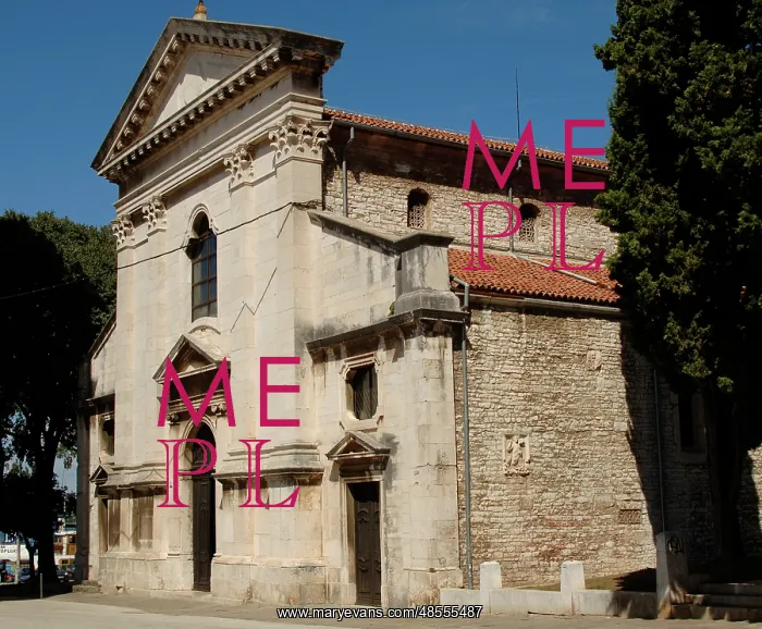 : Pula. Cathedral of the Assumption of the Virgin Mary : Pula. Cathedral of the Assumption of the Virgin Mary
