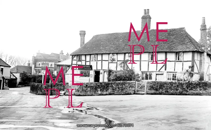  : Pulborough, Swans Corner 1921