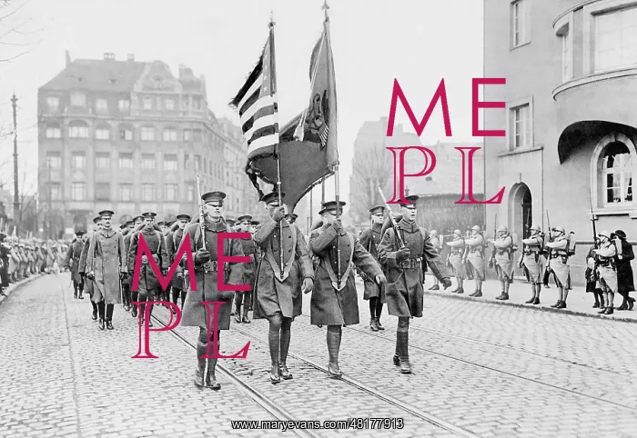 : Pull-out of the American troops from Koblenz, 1923 : Pull-out of the American troops from Koblenz, 1923