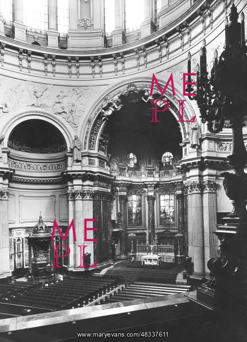 : Pulpit and altar in the Berlin Cathedral, 1936 : Pulpit and altar in the Berlin Cathedral, 1936