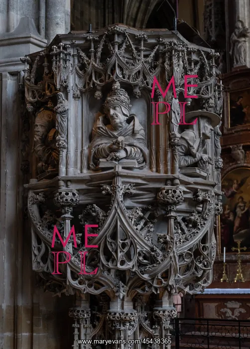 : Pulpit, Stephansdom, Vienna, Austria : Pulpit, Stephansdom, Vienna, Austria