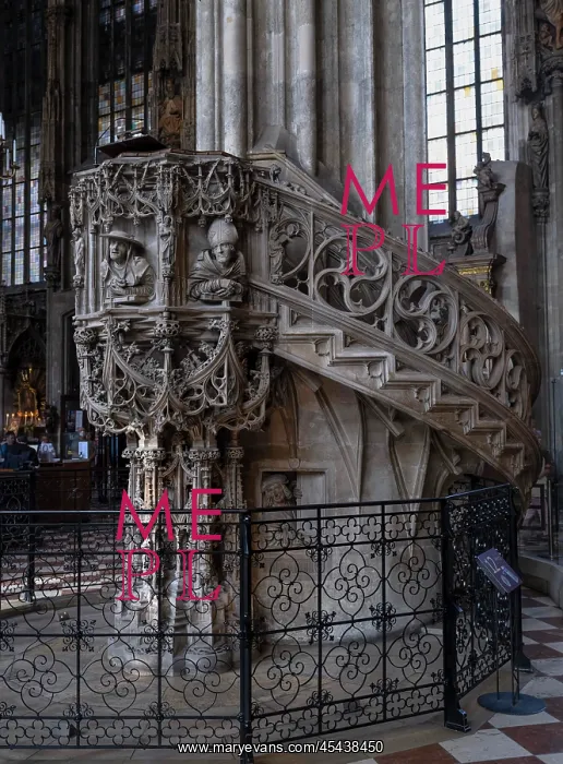 : Pulpit, Stephansdom, Vienna, Austria : Pulpit, Stephansdom, Vienna, Austria