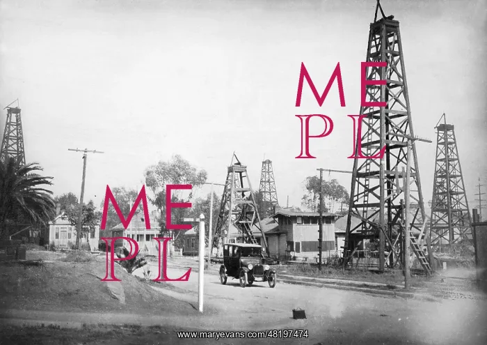 : Pumpjacks in Los Angeles, 1924 : Pumpjacks in Los Angeles, 1924