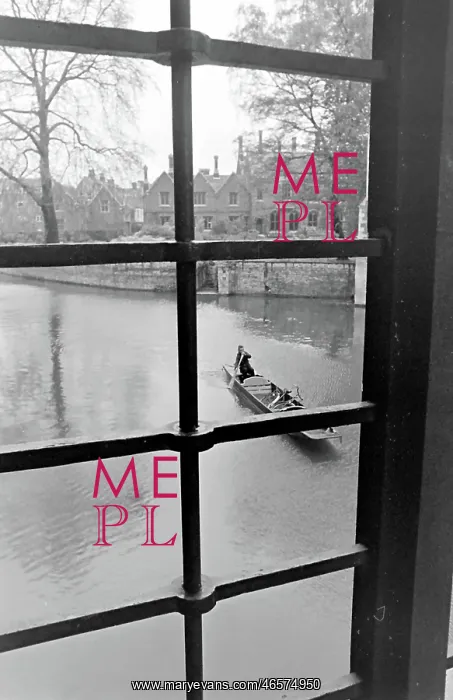 : Punting on the river, Cambridge University : Punting on the river, Cambridge University