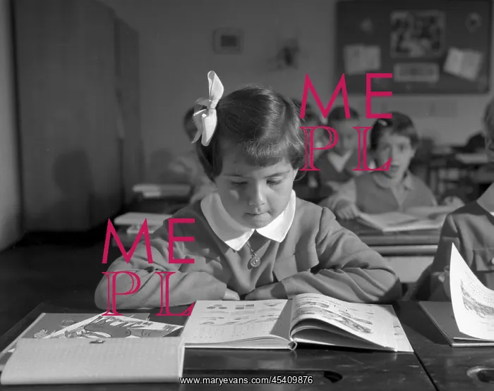 : Pupil - first day in school - learning : Pupil - first day in school - learning