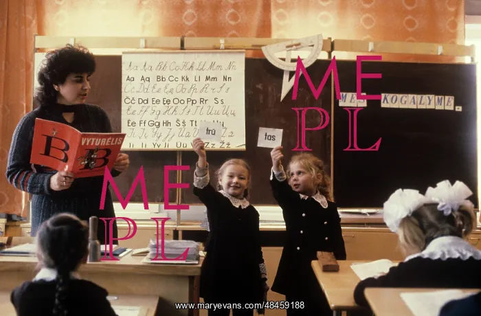 : Pupils answer at Lithuanian lesson, 1986 : Pupils answer at Lithuanian lesson, 1986