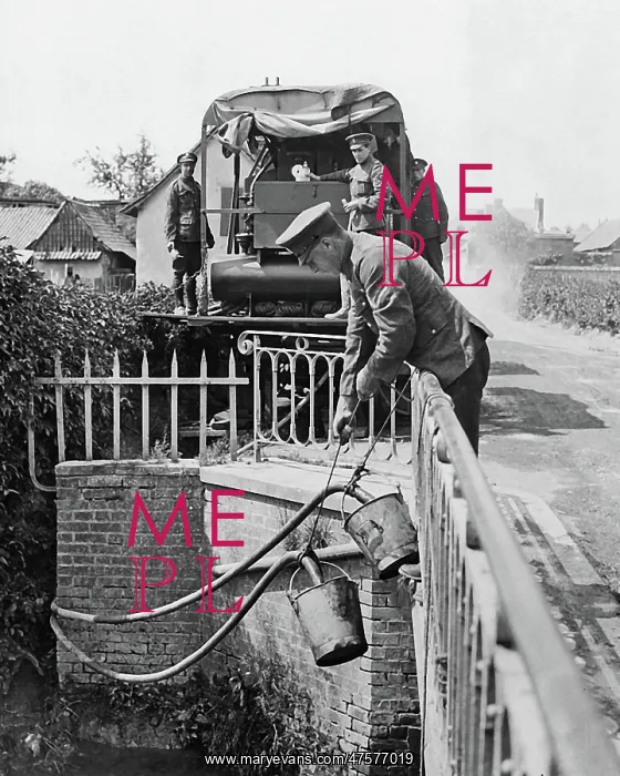 : Purifying river water for British troops, Western Front, WW1 : Purifying river water for British troops, Western Front, WW1