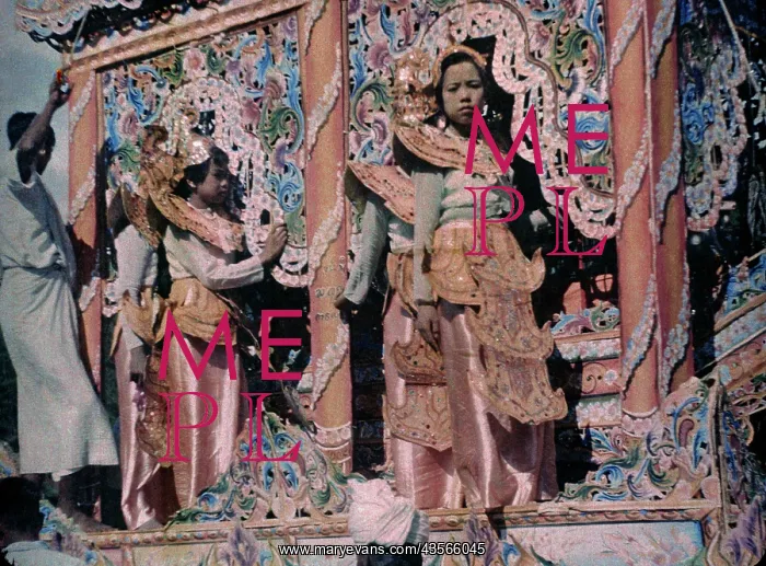 : Pwe procession - Kalaw : Pwe procession - Kalaw