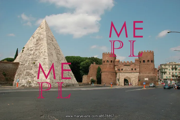 : Pyramid of Cestius. Rome. Italiy : Pyramid of Cestius. Rome. Italiy
