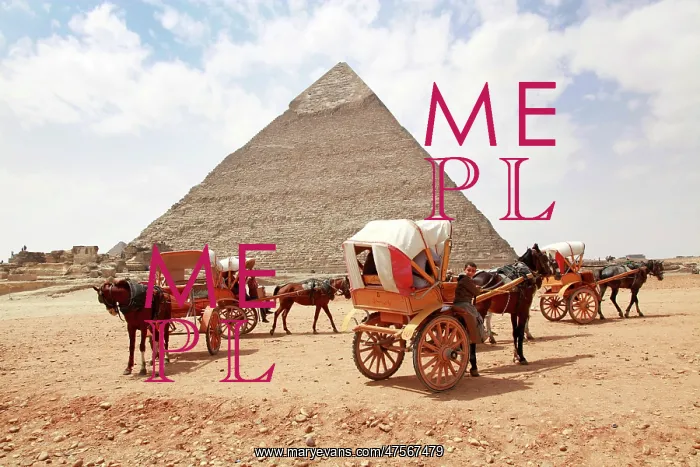 : Pyramid of Khafre in Cairo, Egypt : Pyramid of Khafre in Cairo, Egypt