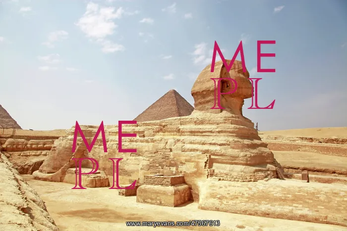 : Pyramid of Khafre and the Sphinx in Cairo, Egypt : Pyramid of Khafre and the Sphinx in Cairo, Egypt