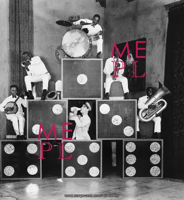 : Pyramid of musicians : Pyramid of musicians
