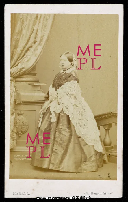 : Q VICTORIA / MAYALL CDV : Q VICTORIA / MAYALL CDV