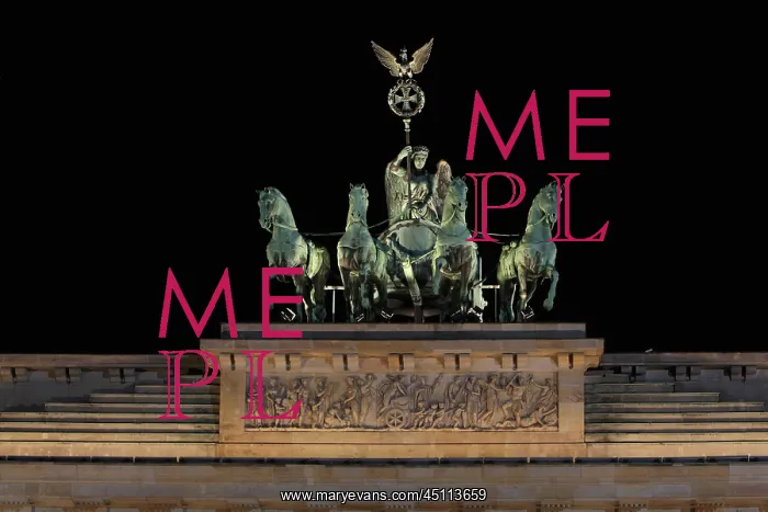 : Quadriga statue, Brandenburg Gate, Berlin, Germany : Quadriga statue, Brandenburg Gate, Berlin, Germany