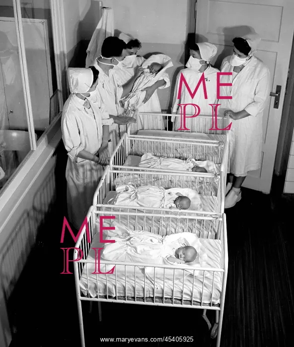 : Quadrupletes - birth - doctor - nurse : Quadrupletes - birth - doctor - nurse