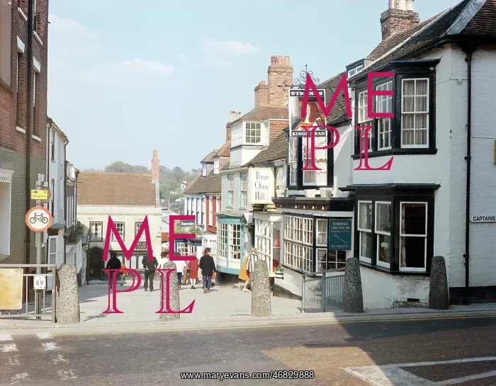 : Quay Hill, Lymington : Quay Hill, Lymington
