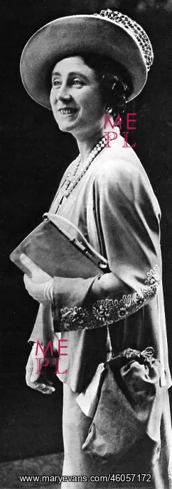 : Queen Elizabeth in 1939 : Queen Elizabeth in 1939