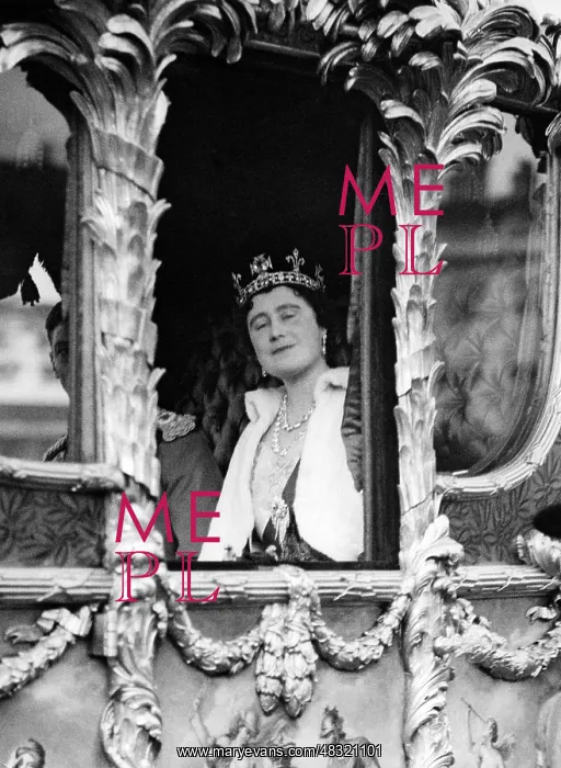 : Queen Elizabeth in a carriage, 1937 : Queen Elizabeth in a carriage, 1937