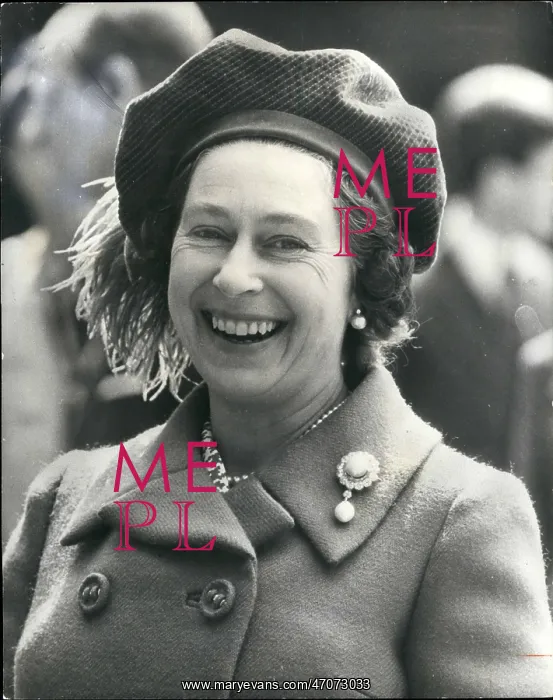 : Queen Elizabeth II, 48th birthday, Windsor : Queen Elizabeth II, 48th birthday, Windsor