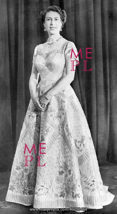 : Queen Elizabeth II in her Coronation gown : Queen Elizabeth II in her Coronation gown