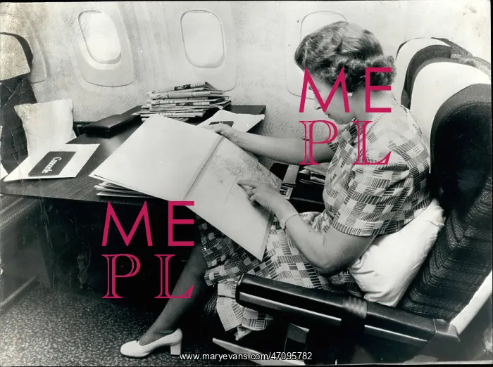 : Queen Elizabeth II flying home on Concorde : Queen Elizabeth II flying home on Concorde