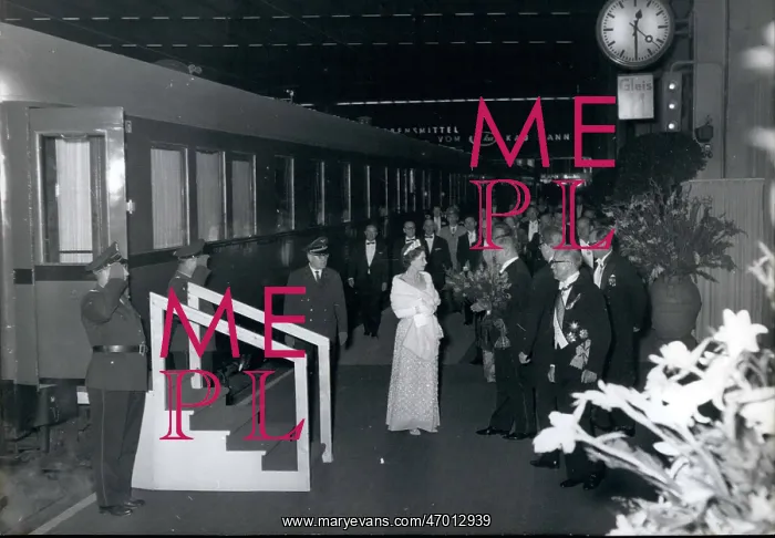 : Queen Elizabeth II in Munich, Germany : Queen Elizabeth II in Munich, Germany