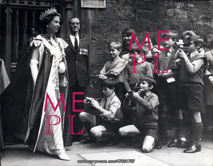 : Queen Elizabeth II, Order of the Bath, Westminster Abbey : Queen Elizabeth II, Order of the Bath, Westminster Abbey