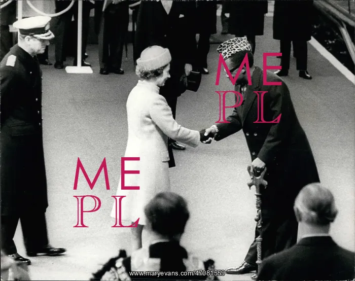 : Queen Elizabeth II and President Mobutu of Zaire : Queen Elizabeth II and President Mobutu of Zaire