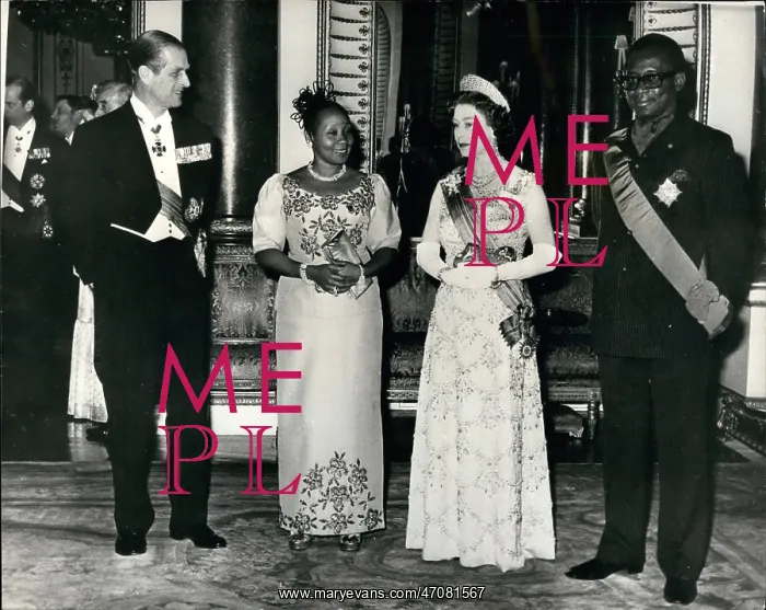 : Queen Elizabeth II and President Mobutu of Zaire : Queen Elizabeth II and President Mobutu of Zaire