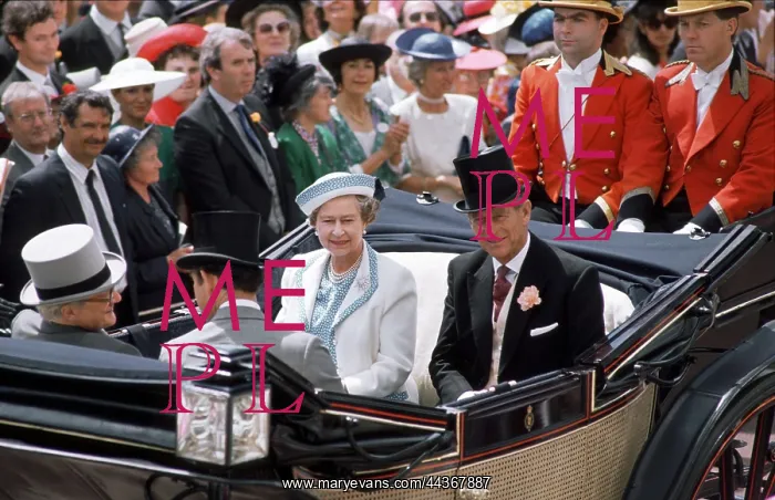 : Queen Elizabeth II & Prince Philip : Queen Elizabeth II & Prince Philip