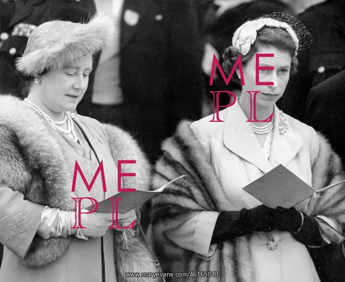  : Queen Elizabeth II and Queen Mother at Epsom