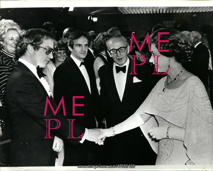 : Queen Elizabeth II and Richard Dreyfuss : Queen Elizabeth II and Richard Dreyfuss