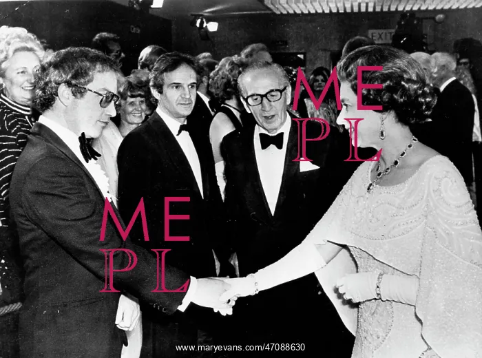 : Queen Elizabeth II and Richard Dreyfuss : Queen Elizabeth II and Richard Dreyfuss
