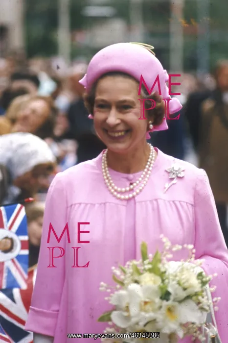 : Queen Elizabeth II - Silver Jubilee : Queen Elizabeth II - Silver Jubilee