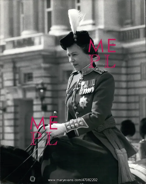 : Queen Elizabeth II, Trooping of the Colour, London : Queen Elizabeth II, Trooping of the Colour, London