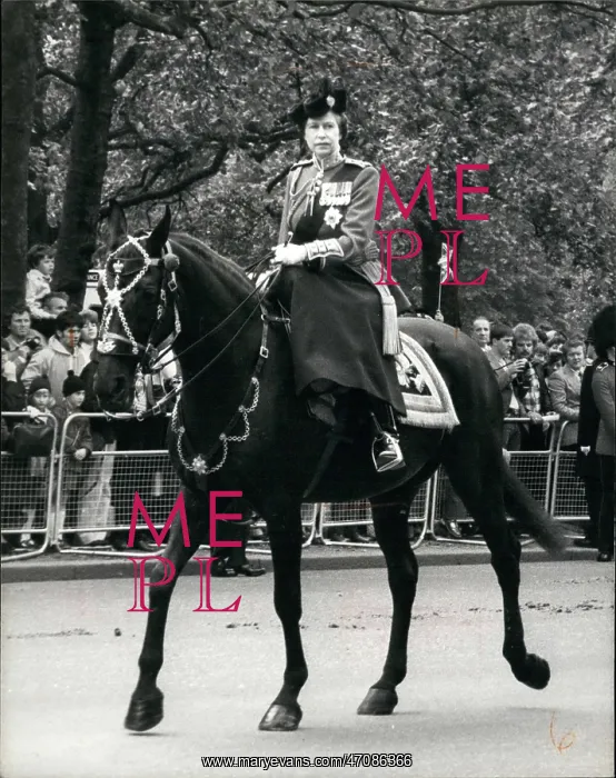 : Queen Elizabeth II, Trooping of the Colour, London : Queen Elizabeth II, Trooping of the Colour, London