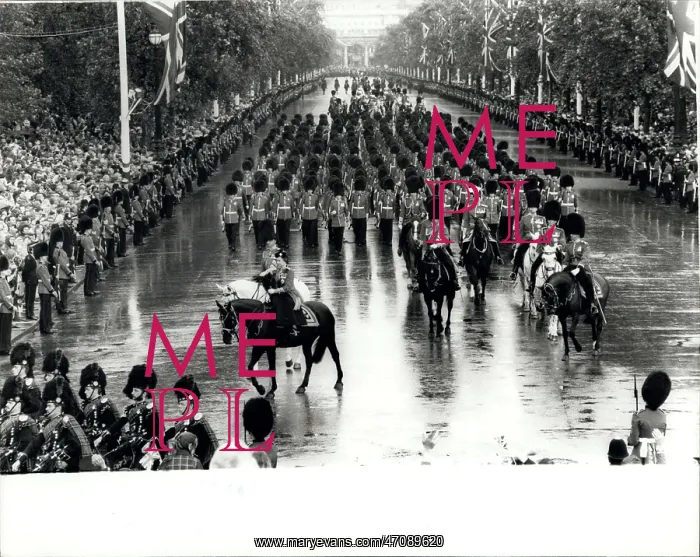 : Queen Elizabeth II, Trooping of the Colour, London : Queen Elizabeth II, Trooping of the Colour, London
