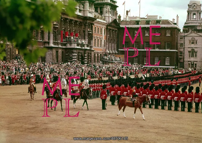 : Queen Elizabeth II at the Trooping the Colour, London : Queen Elizabeth II at the Trooping the Colour, London