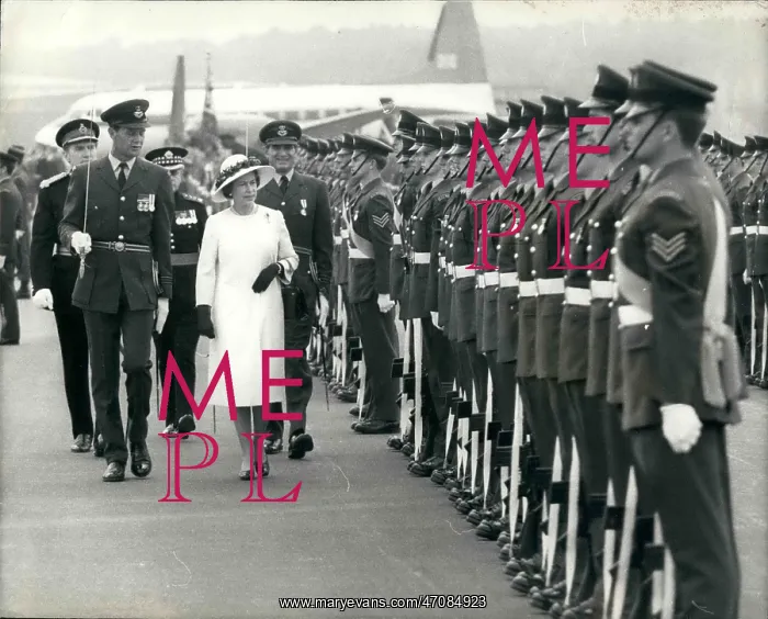 : Queen Elizabeth II on visit to Berlin, Germany : Queen Elizabeth II on visit to Berlin, Germany