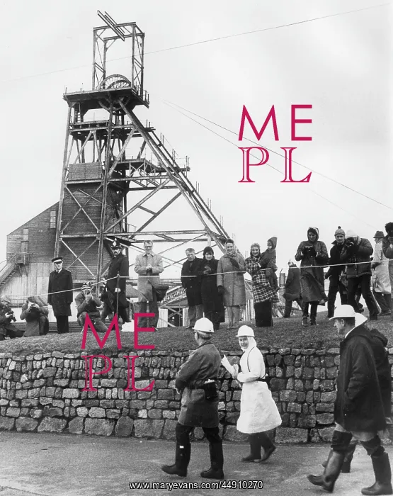 : Queen Elizabeth II visiting Geevor Tin Mine, Cornwall : Queen Elizabeth II visiting Geevor Tin Mine, Cornwall