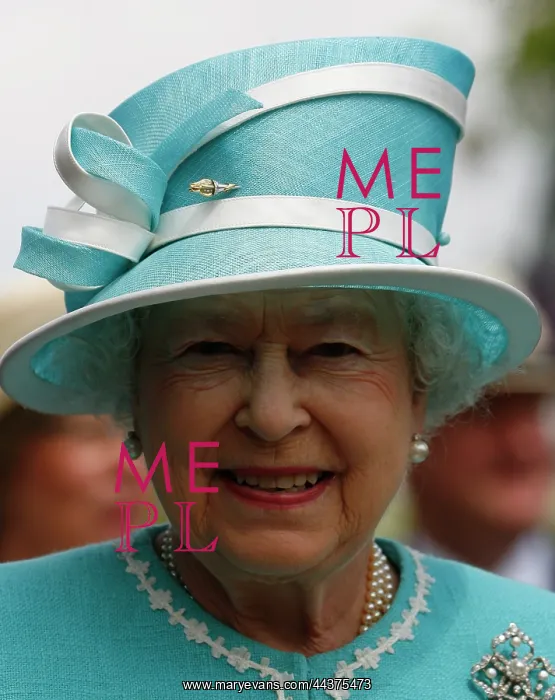  : Queen Elizabeth II at Wimbledon