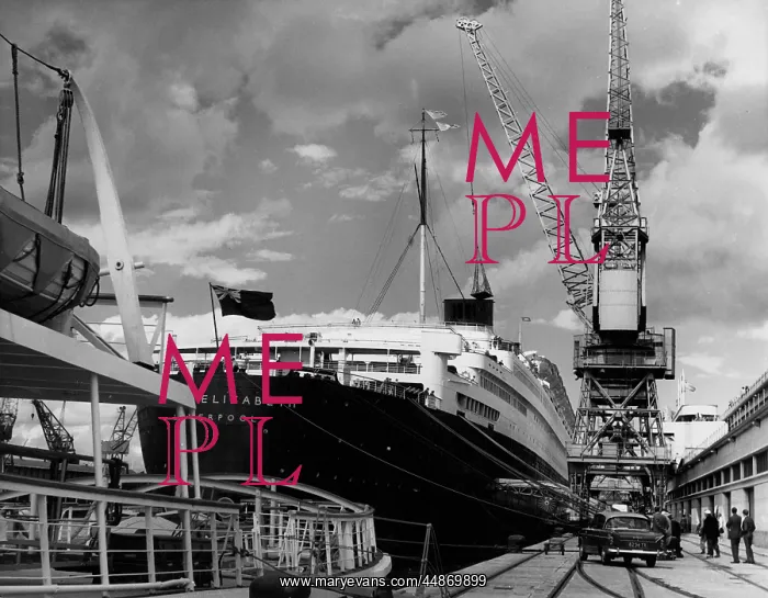: QUEEN ELIZABETH SHIP : QUEEN ELIZABETH SHIP