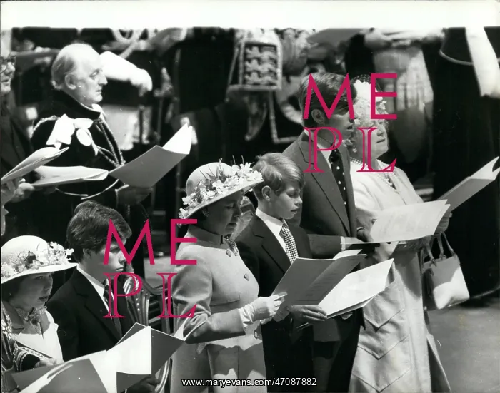 : Queen Elizabeth Silver Jubilee service, St Paul's Cathedral : Queen Elizabeth Silver Jubilee service, St Paul's Cathedral