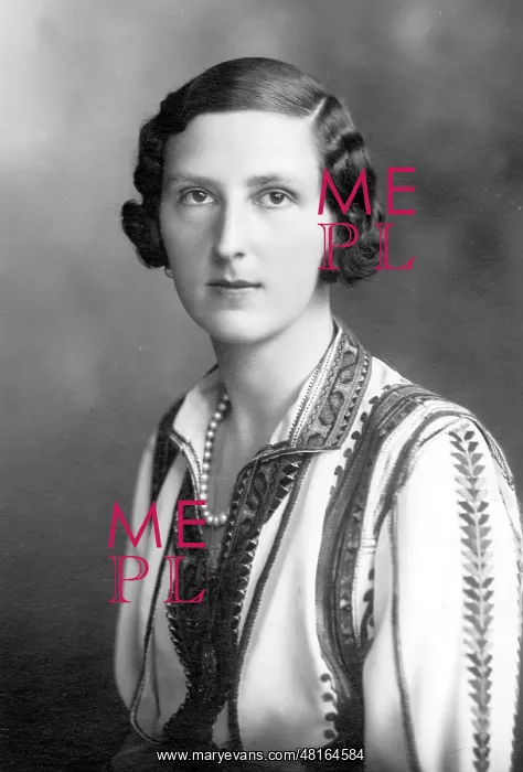 : Queen Giovanna of Bulgaria : Queen Giovanna of Bulgaria